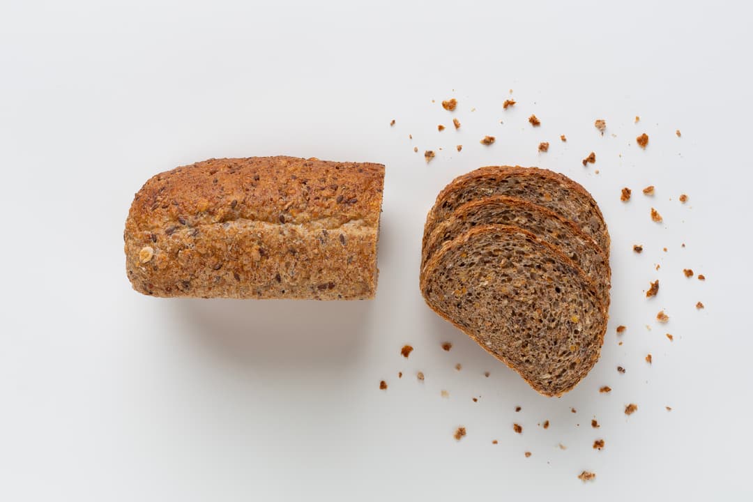 Artipan Prairie - Middeldonker meergranenbrood met een zeer grof karakter op basis van diverse granen en zaden.